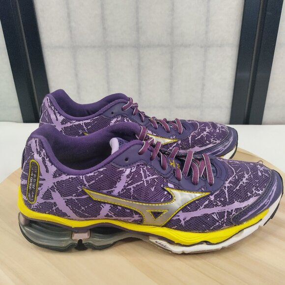 Mizuno Wave Creation 16 Running Jogging Sneakers Mulberry Purple Gold Women US 8 - Picture 1 of 15
